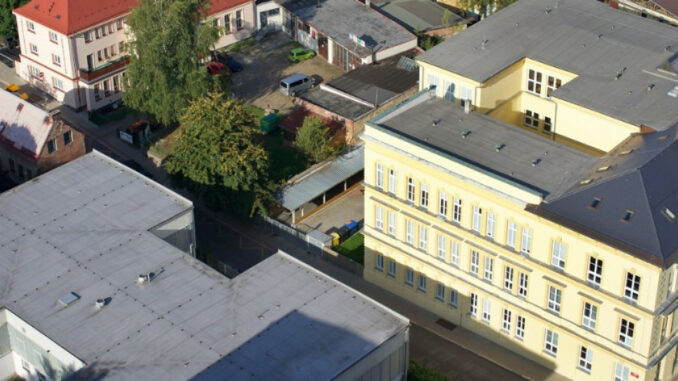 1920x545-toheight-90-8328